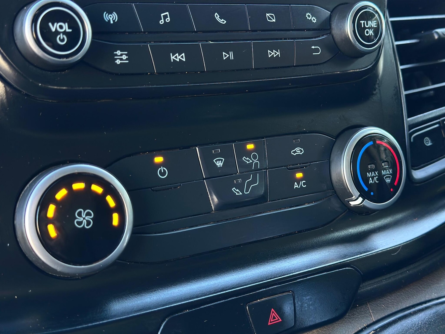 Used Ford Transit 2023 for sale - 77925104: Photo 15