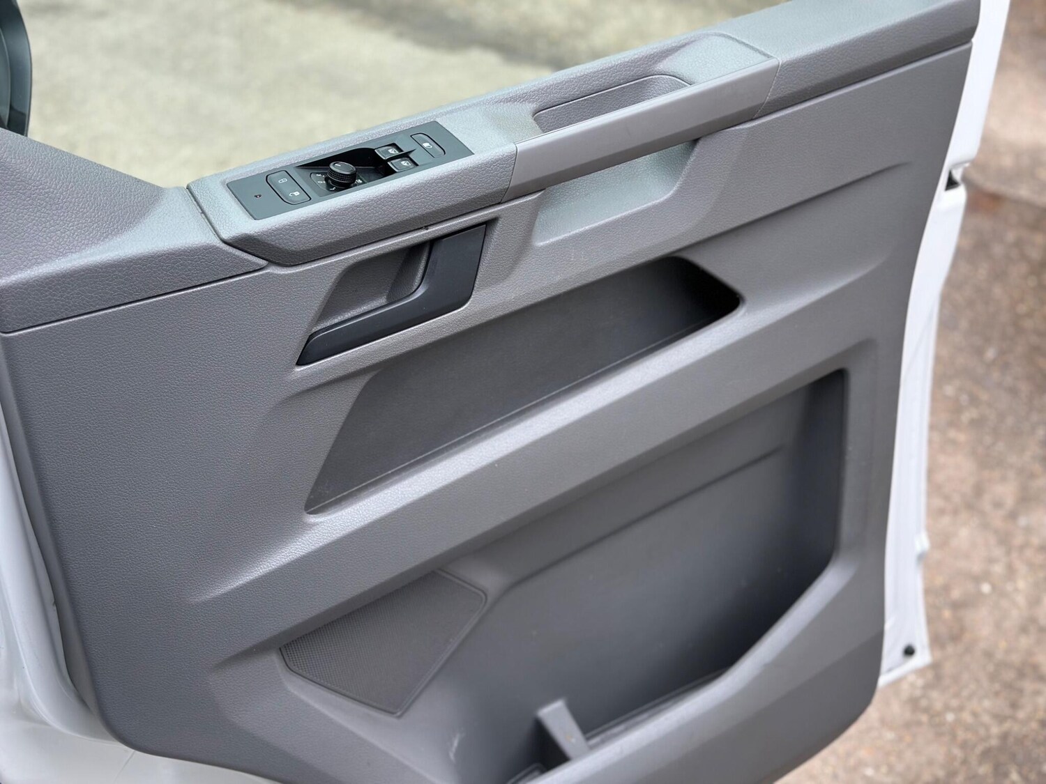 Used Volkswagen Transporter for sale - 77807634: Photo 31