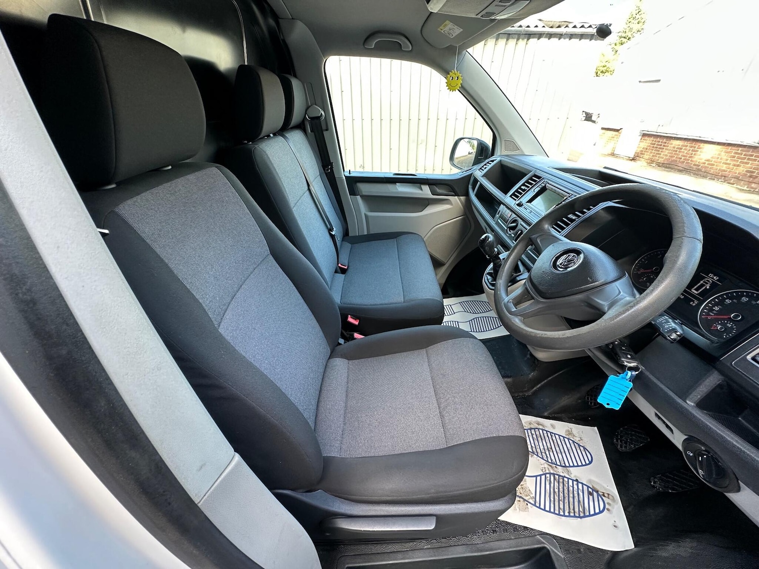 Used Volkswagen Transporter 2018 for sale - 76457165: Photo 13