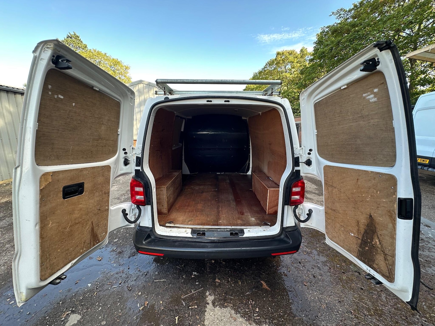 Used Volkswagen Transporter 2018 for sale - 76457165: Photo 19