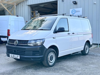 Used Volkswagen Transporter 2018 for sale - 76457165: Photo