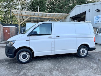 Used Volkswagen Transporter 2018 for sale - 76457165: Photo