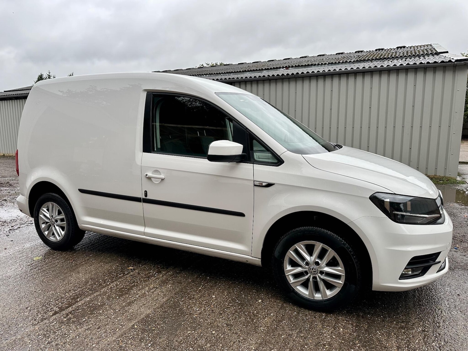 Used Volkswagen Caddy 2020 for sale - 76859350: Photo 2