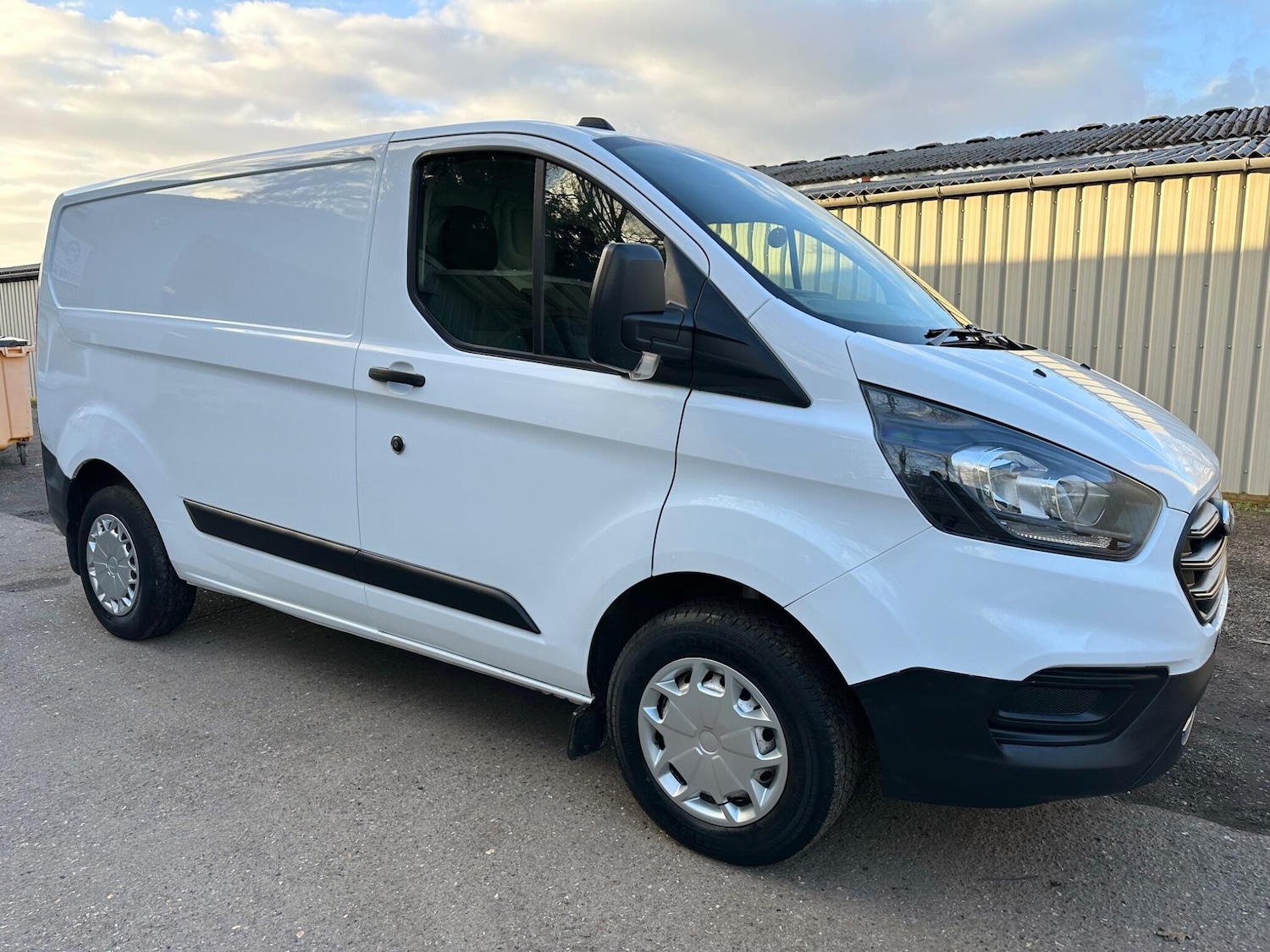 Used Ford Transit Custom 2021 for sale - 77838735: Photo 2