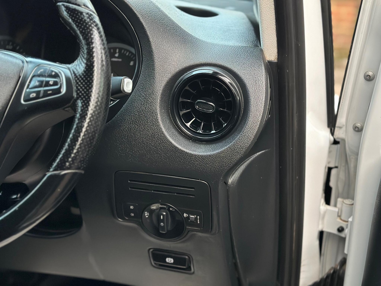 Used Mercedes-Benz Vito 2021 for sale - 77155698: Photo 25