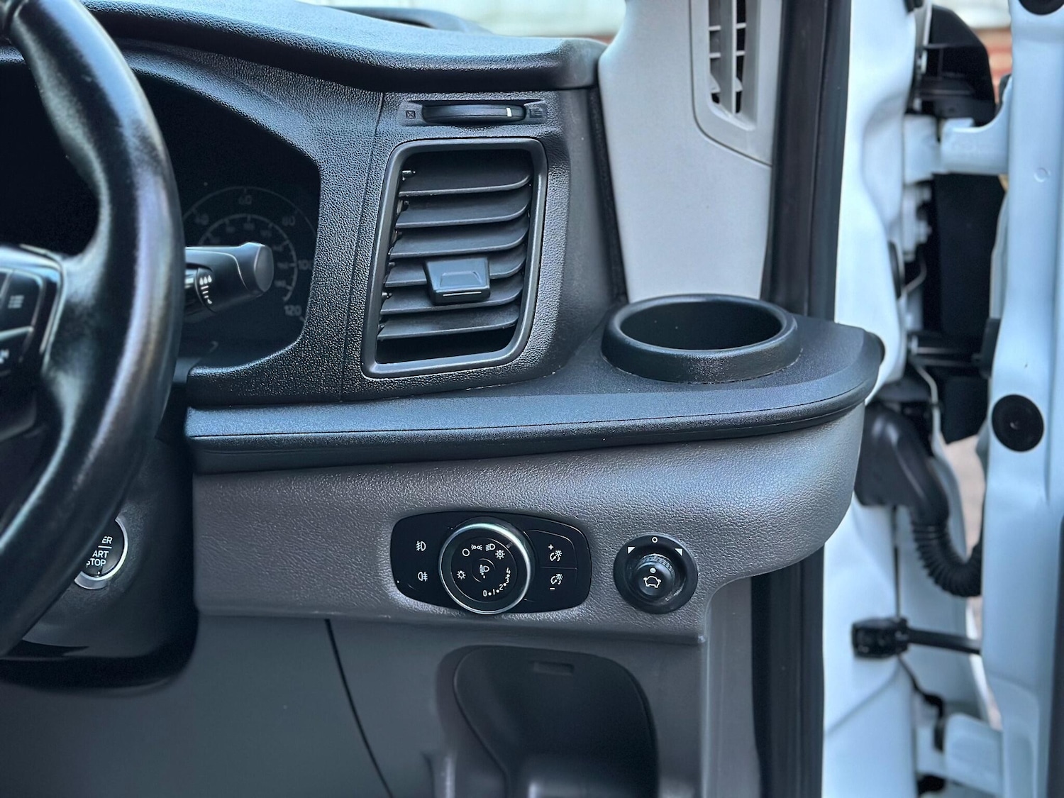 Used Ford Transit 2022 for sale - 77041007: Photo 21