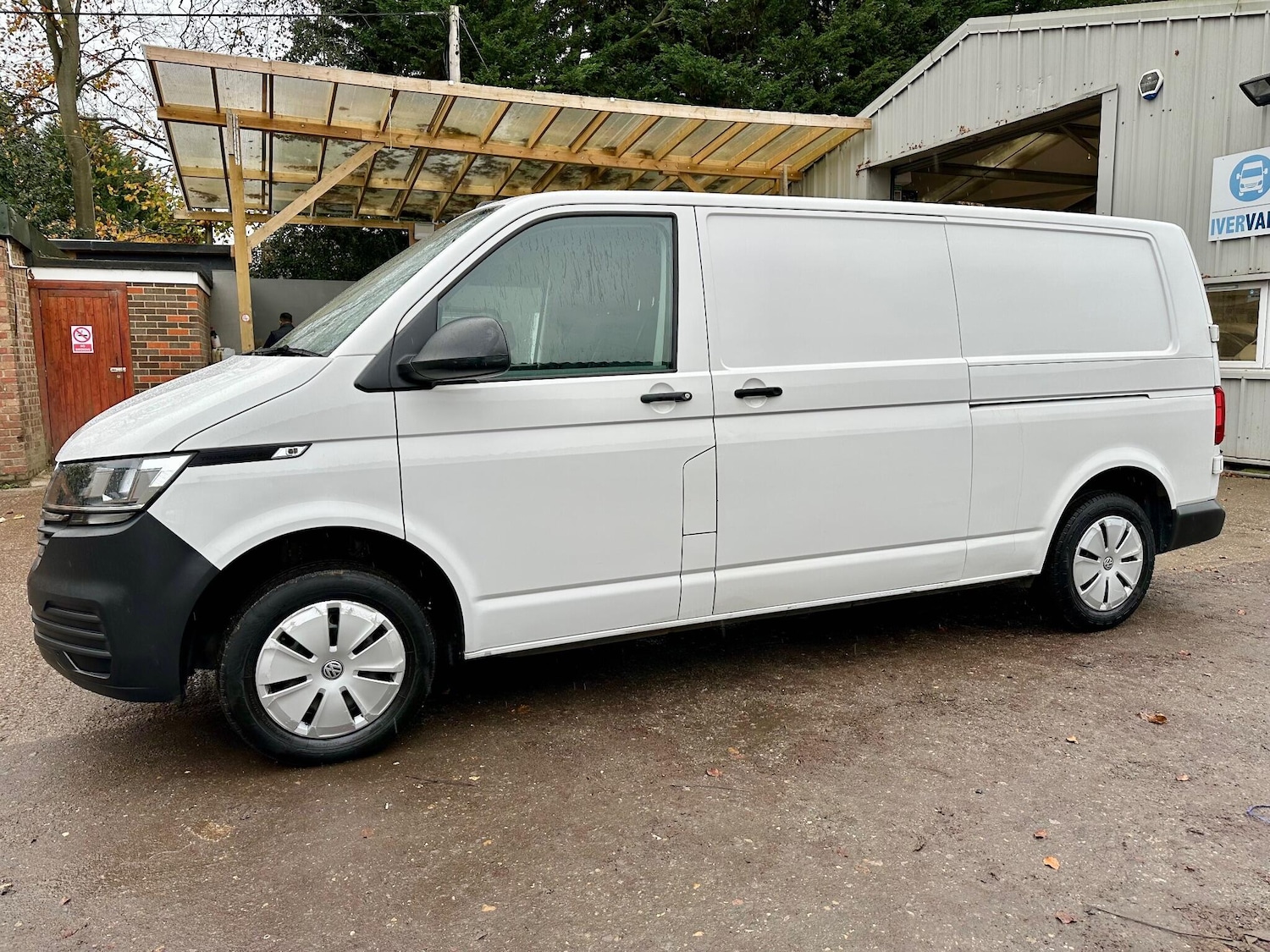 Used Volkswagen Transporter 2021 for sale - 76859347: Photo 10