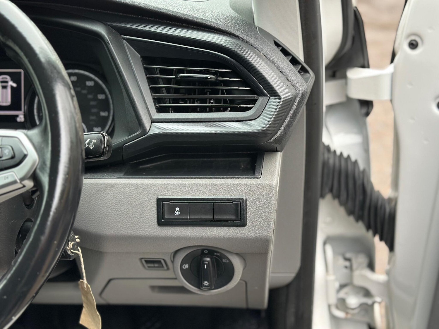 Used Volkswagen Transporter 2021 for sale - 76859347: Photo 22