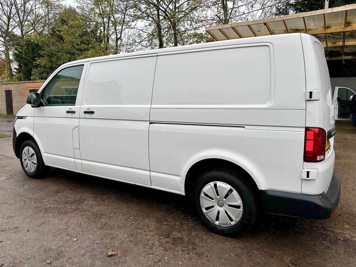 Used Volkswagen Transporter 2021 for sale - 76859347: Photo 8