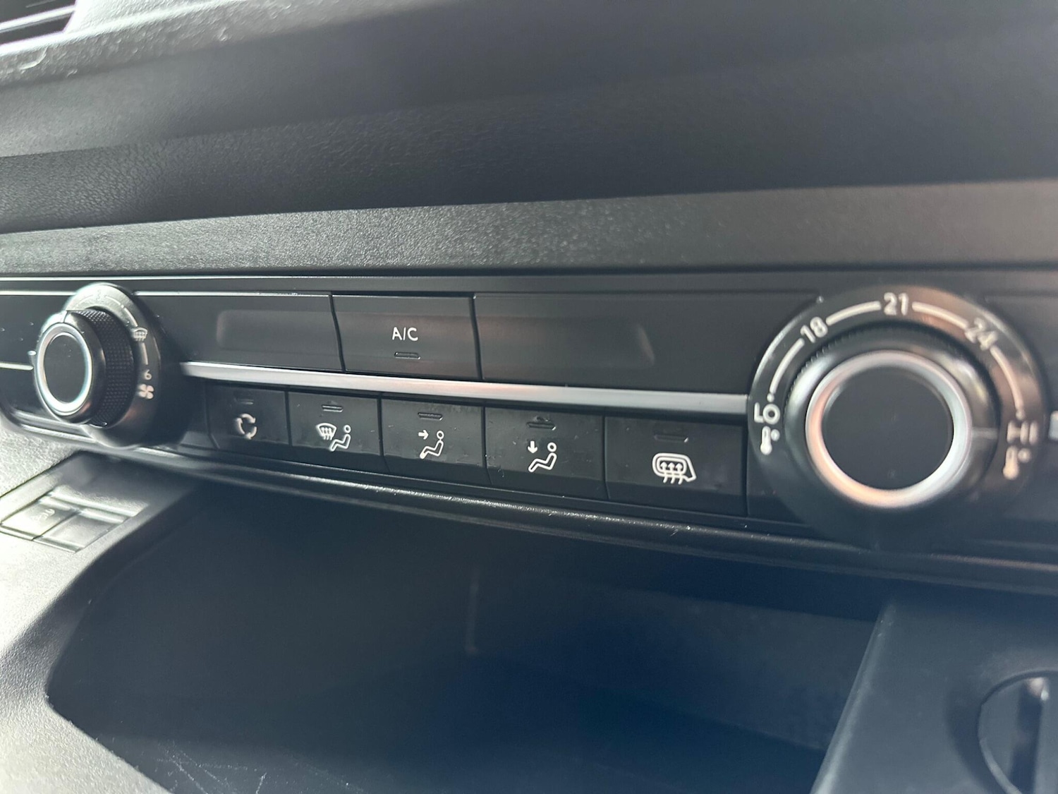 Used Vauxhall Combo for sale - 77658124: Photo 24