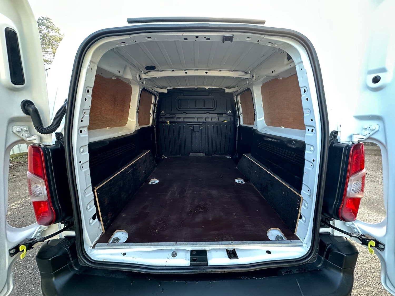 Used Peugeot Partner 2019 for sale - 77351410: Photo 14