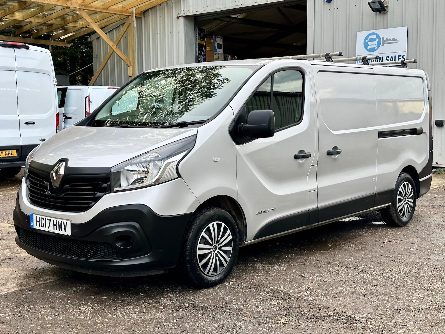 Used Renault Trafic 2017 for sale - 76336492: Photo 11