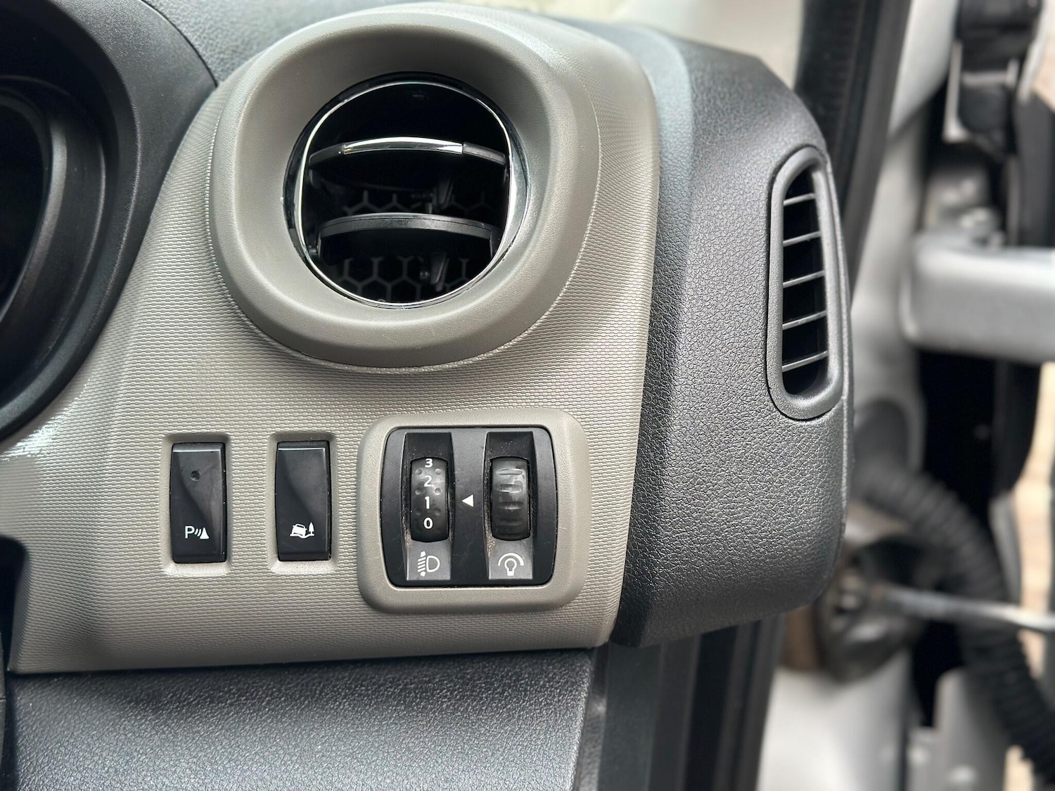 Used Renault Trafic 2017 for sale - 76336492: Photo 17