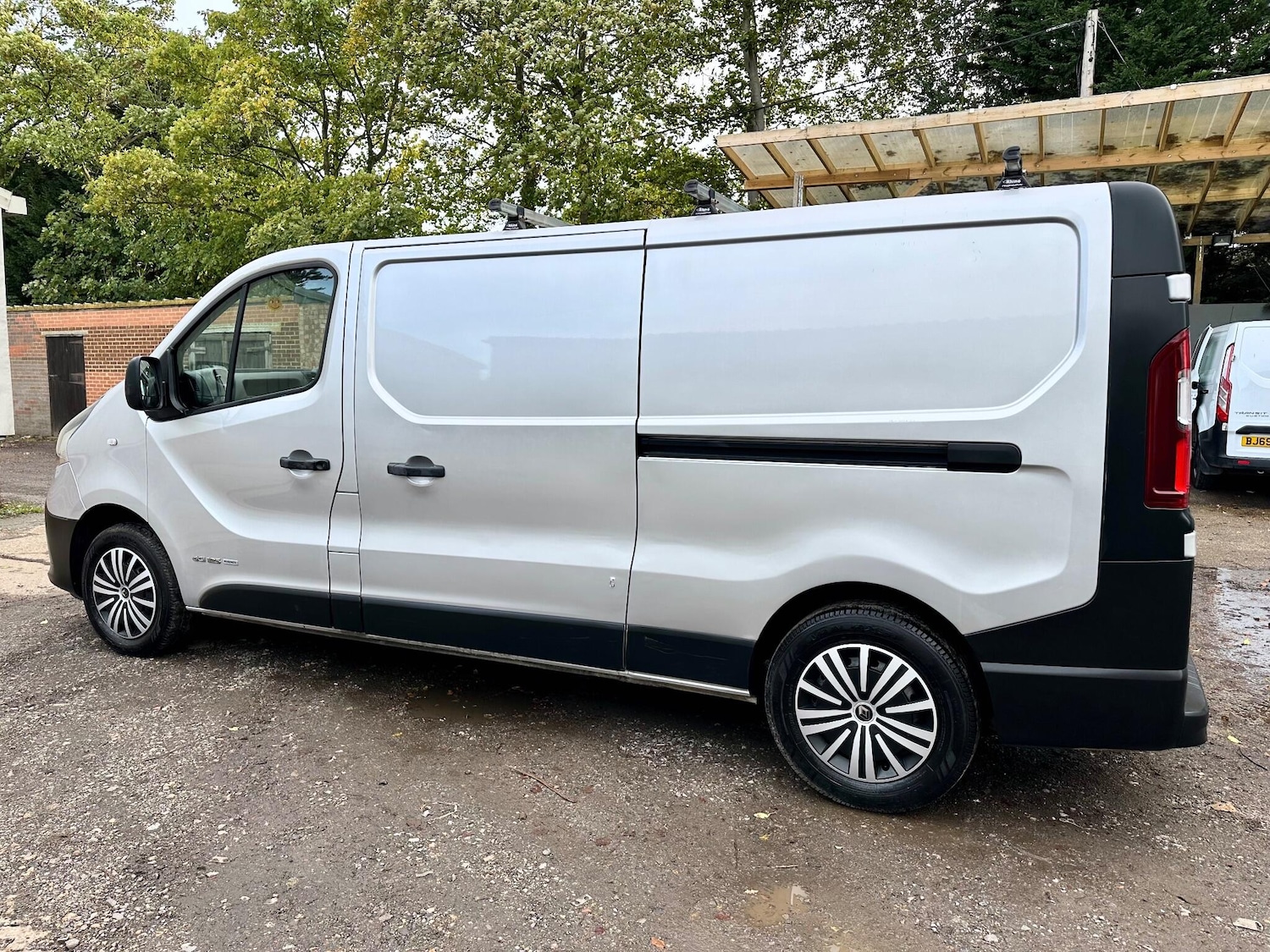 Used Renault Trafic 2017 for sale - 76336492: Photo 8