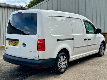 Used Volkswagen Caddy Maxi 2017 for sale - 78854166: Photo
