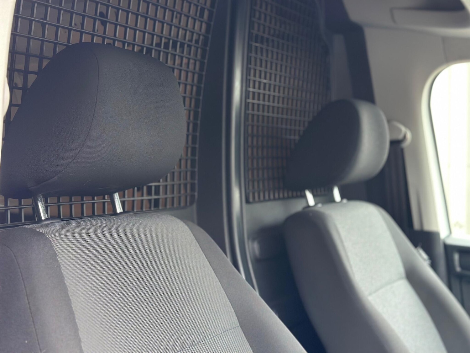 Used Volkswagen Caddy Maxi 2016 for sale - 77625967: Photo 20