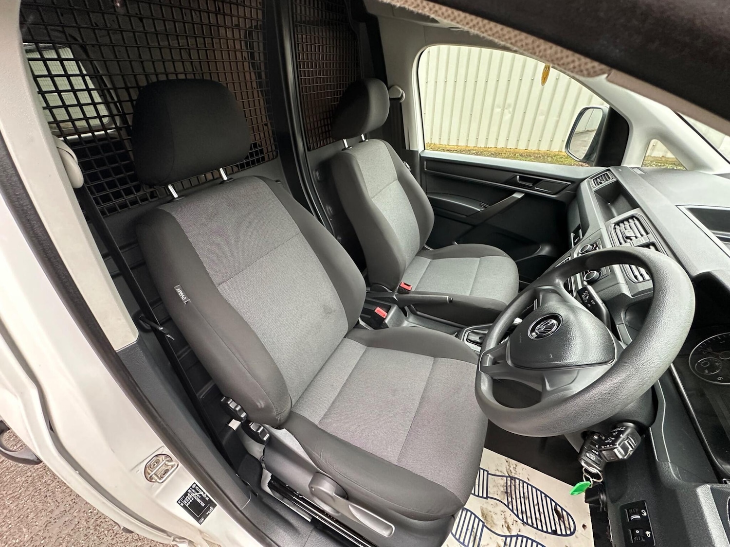 Used Volkswagen Caddy Maxi 2016 for sale - 77625967: Photo 22