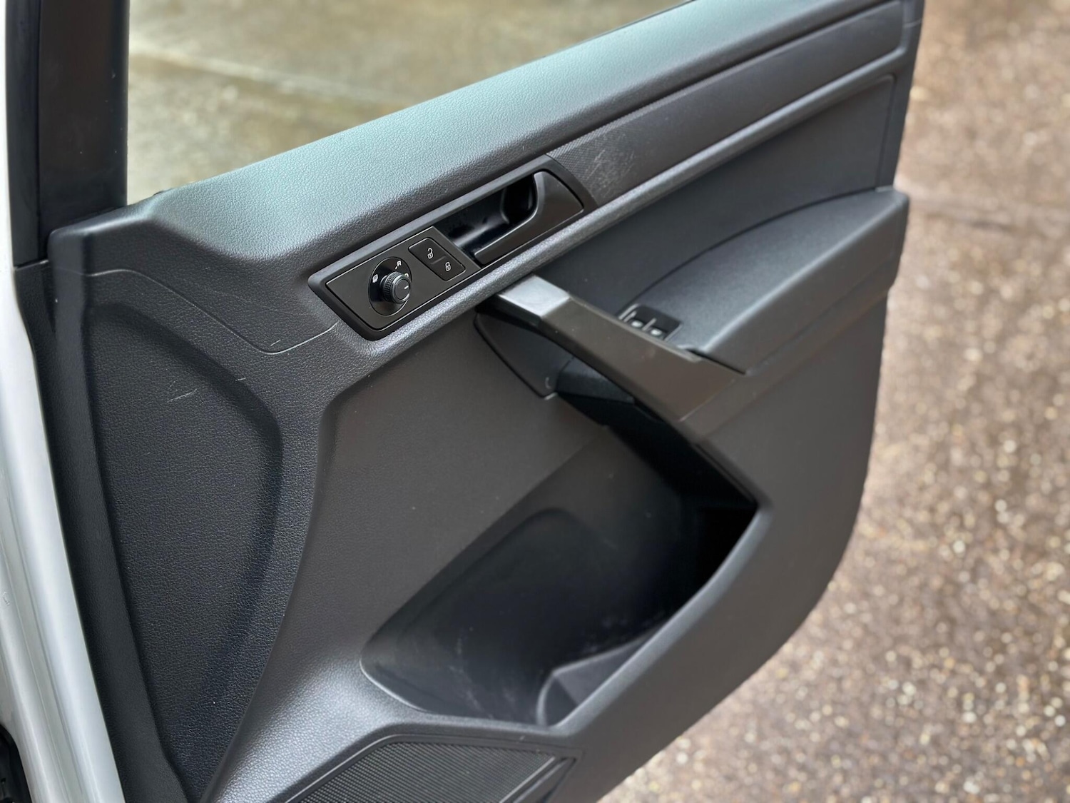 Used Volkswagen Caddy Maxi 2016 for sale - 77625967: Photo 29