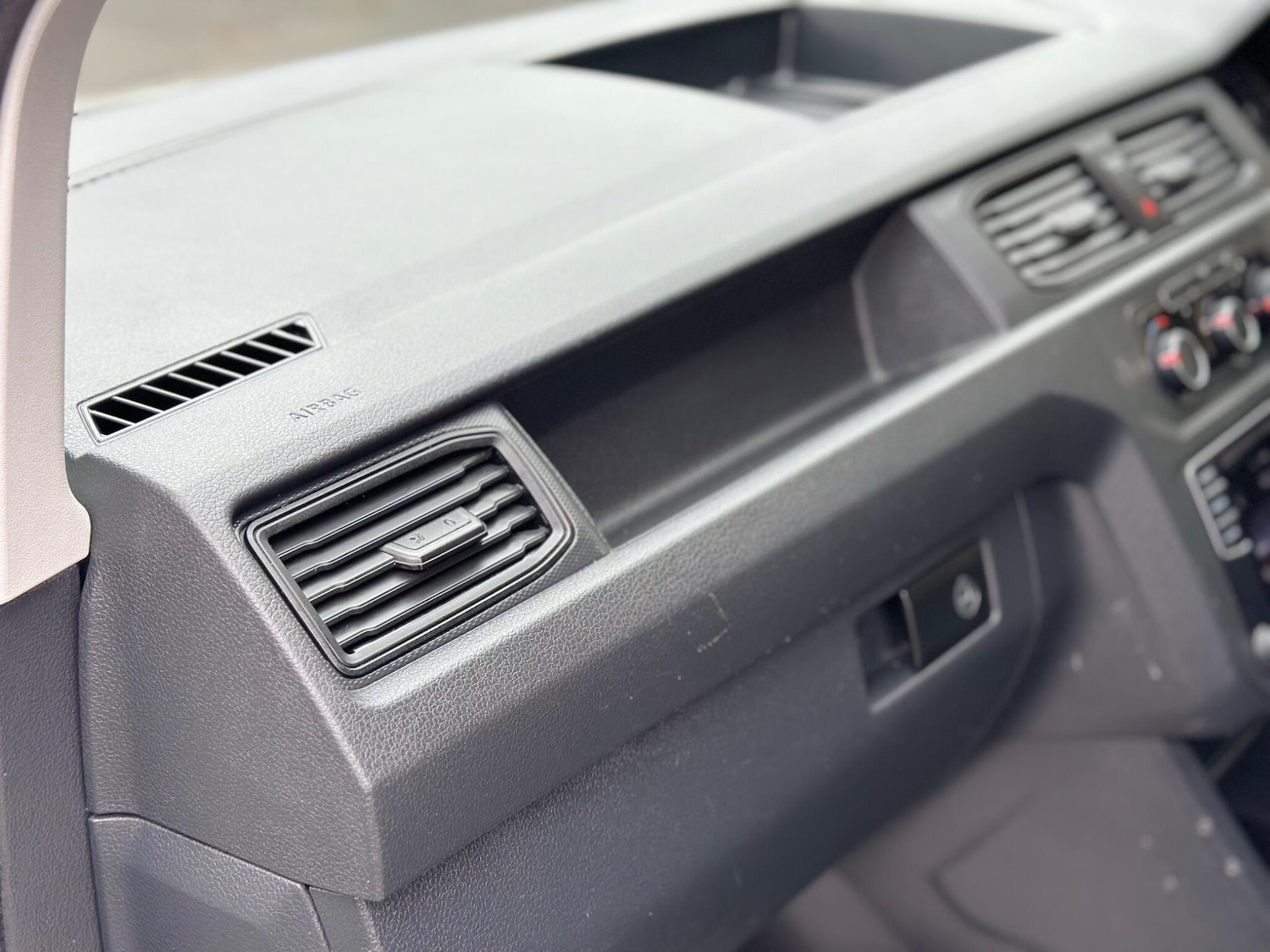 Used Volkswagen Caddy Maxi 2016 for sale - 77625967: Photo 32