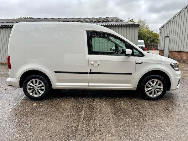 Used Volkswagen Caddy 2020 for sale - 76151125: Photo 3