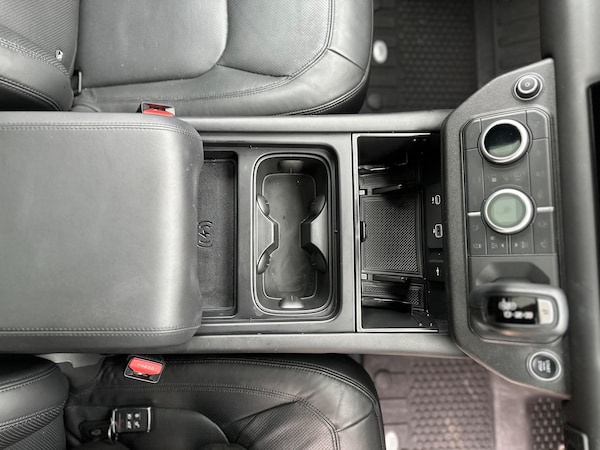 Used Land Rover Defender 110 2022 for sale - 76251057: Photo 24