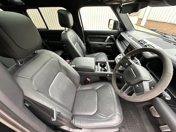 Used Land Rover Defender 110 2022 for sale - 76251057: Photo 29