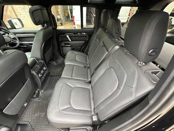 Used Land Rover Defender 110 2022 for sale - 76251057: Photo 35