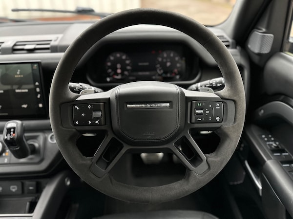 Used Land Rover Defender 110 2022 for sale - 76251057: Photo 49