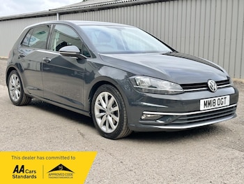 Volkswagen - Golf