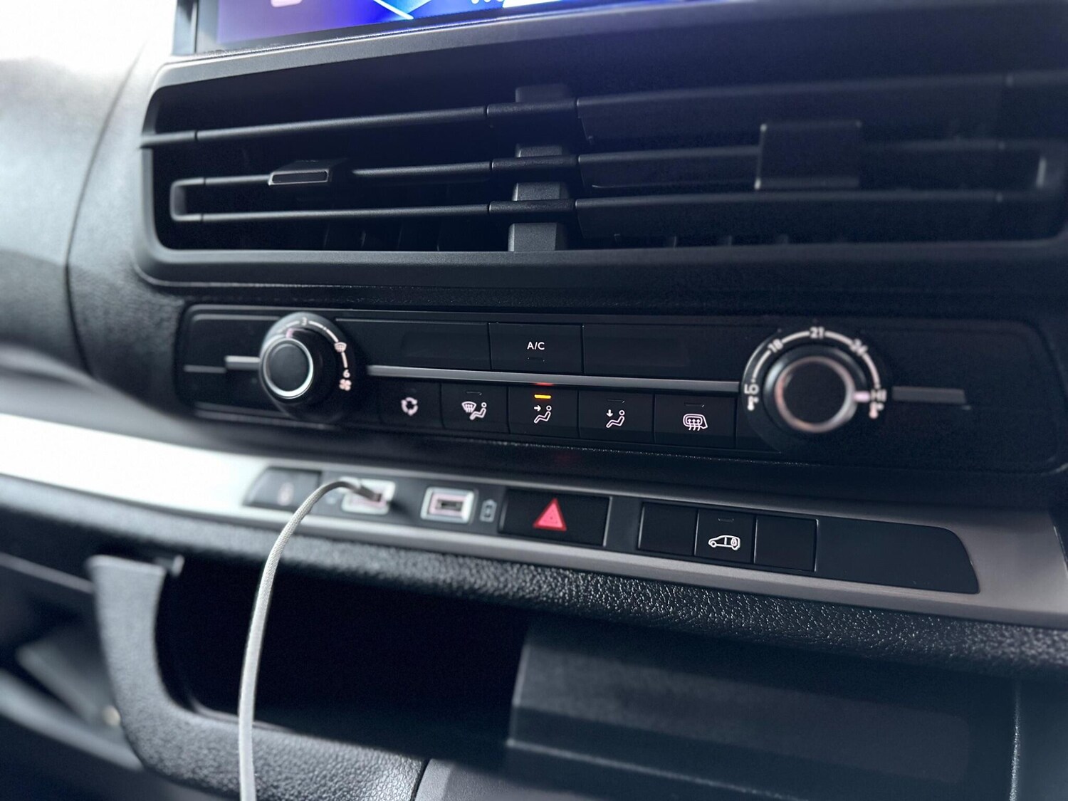 Used Vauxhall Vivaro 2024 for sale - 77440342: Photo 16