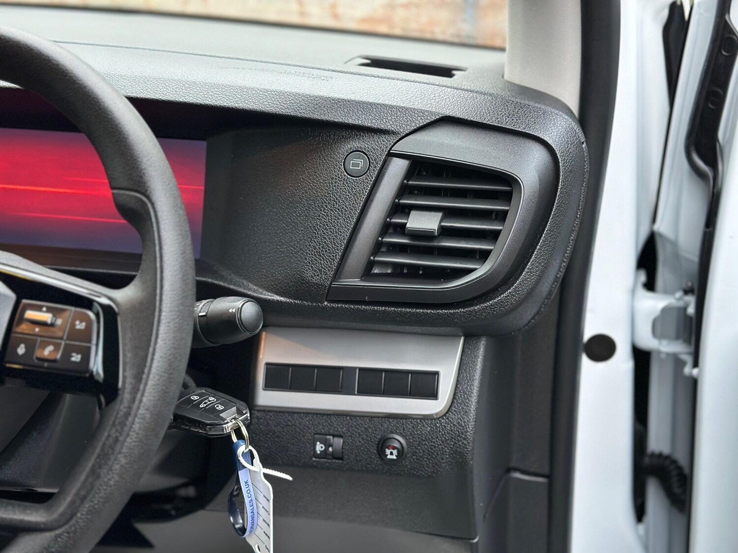 Used Vauxhall Vivaro 2024 for sale - 77440342: Photo 18