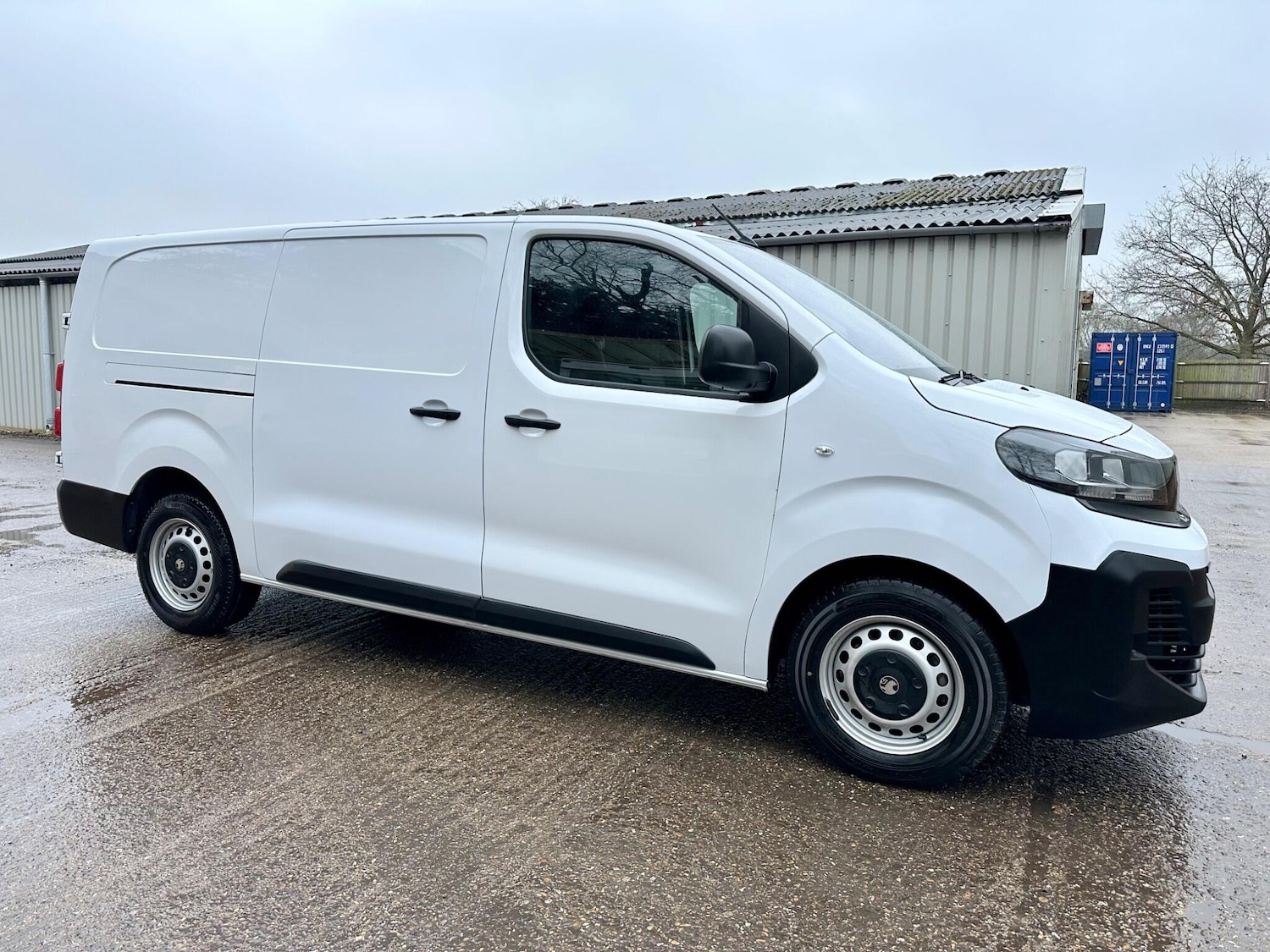 Used Vauxhall Vivaro 2024 for sale - 77440342: Photo 2