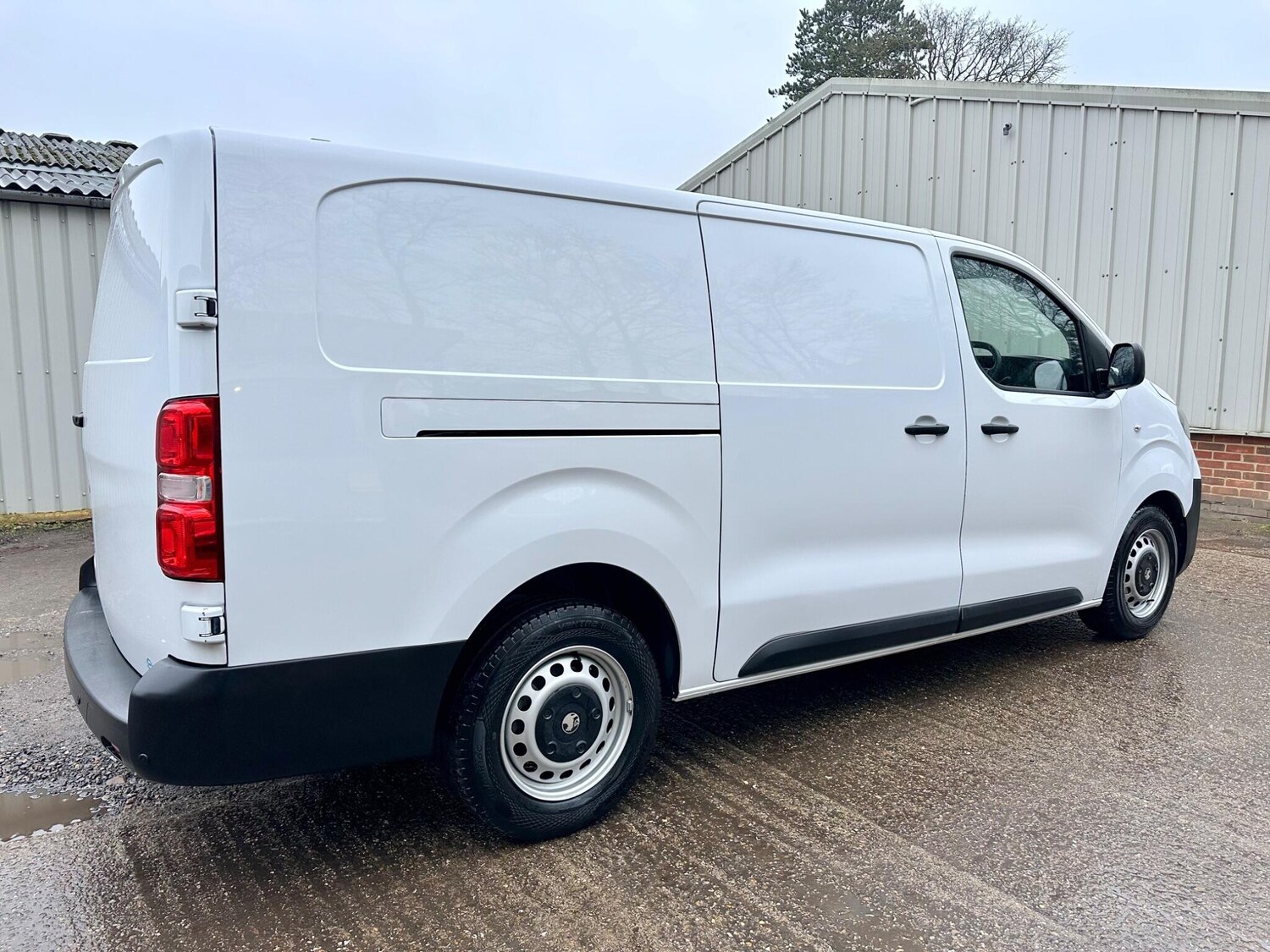 Used Vauxhall Vivaro 2024 for sale - 77440342: Photo 4