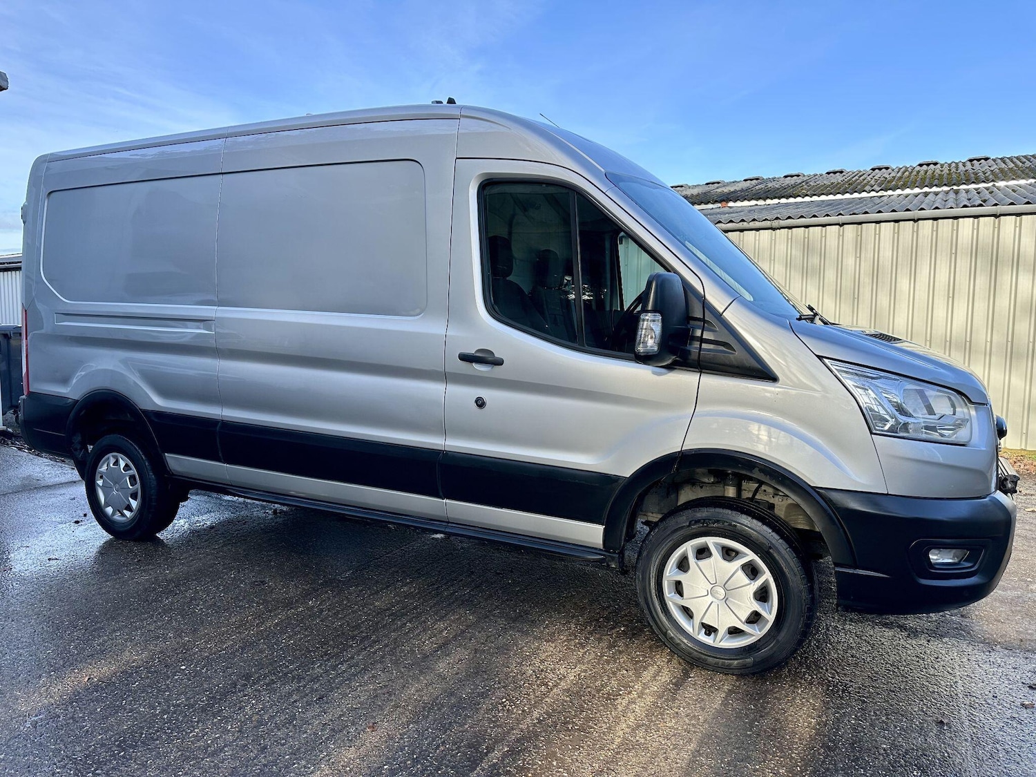 Used Ford Transit 2020 for sale - 77130935: Photo 2