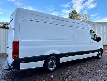 Used Mercedes-Benz Sprinter 2020 for sale - 76576568: Photo