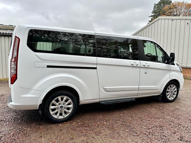 Used Ford Tourneo Custom 2022 for sale - 76576570: Photo 4