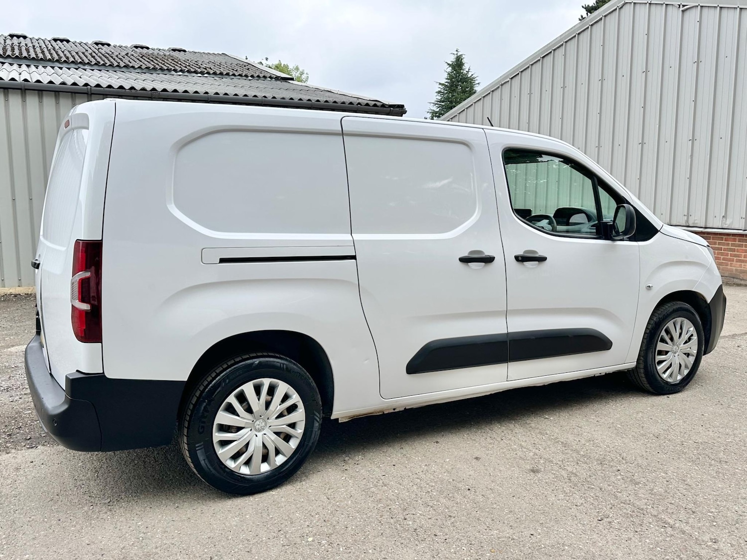 Vehicle 29