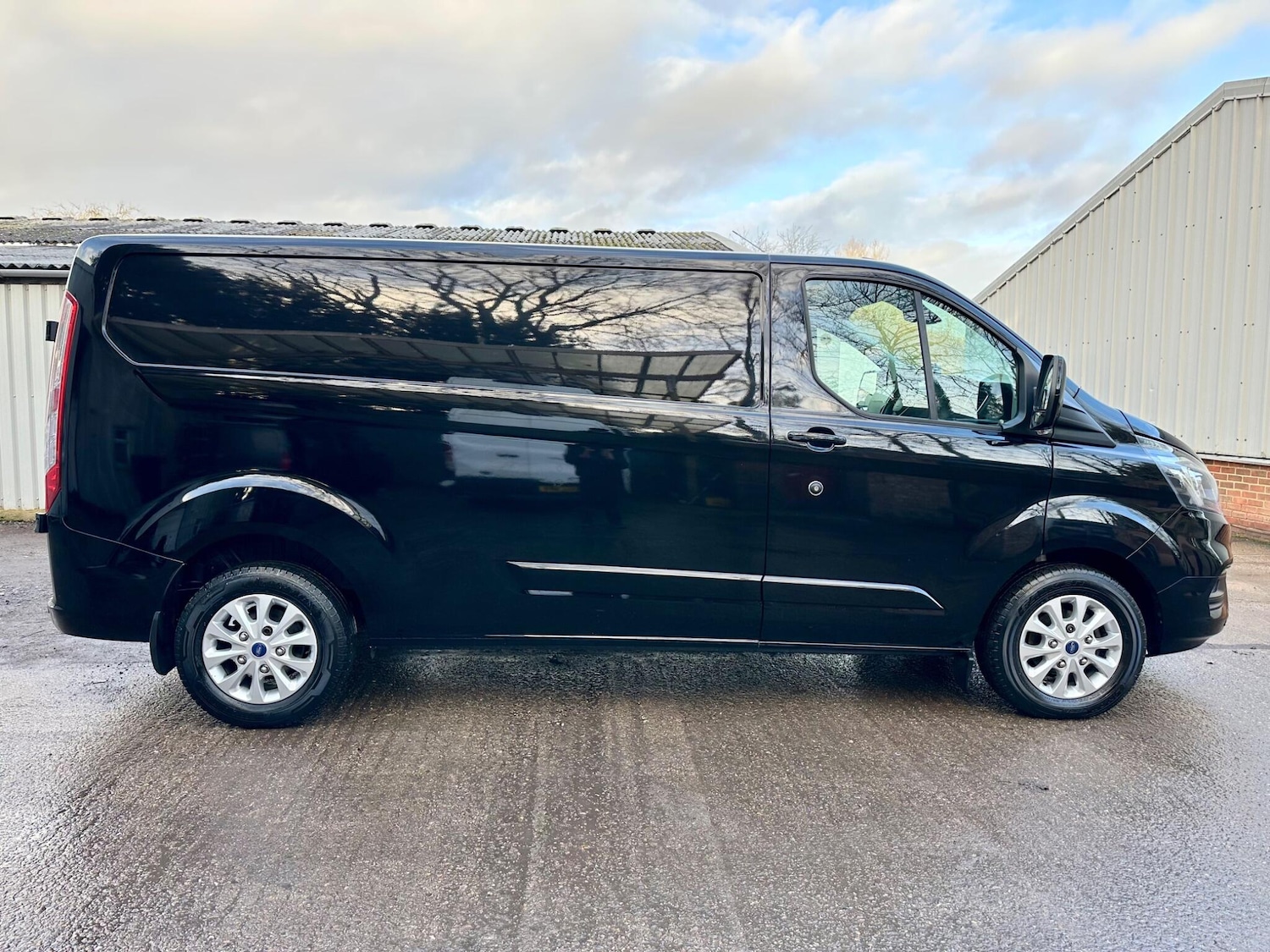 Used Ford Transit Custom for sale - 77174970: Photo 3