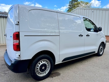 Used Vauxhall Vivaro 2024 for sale - 78301223: Photo