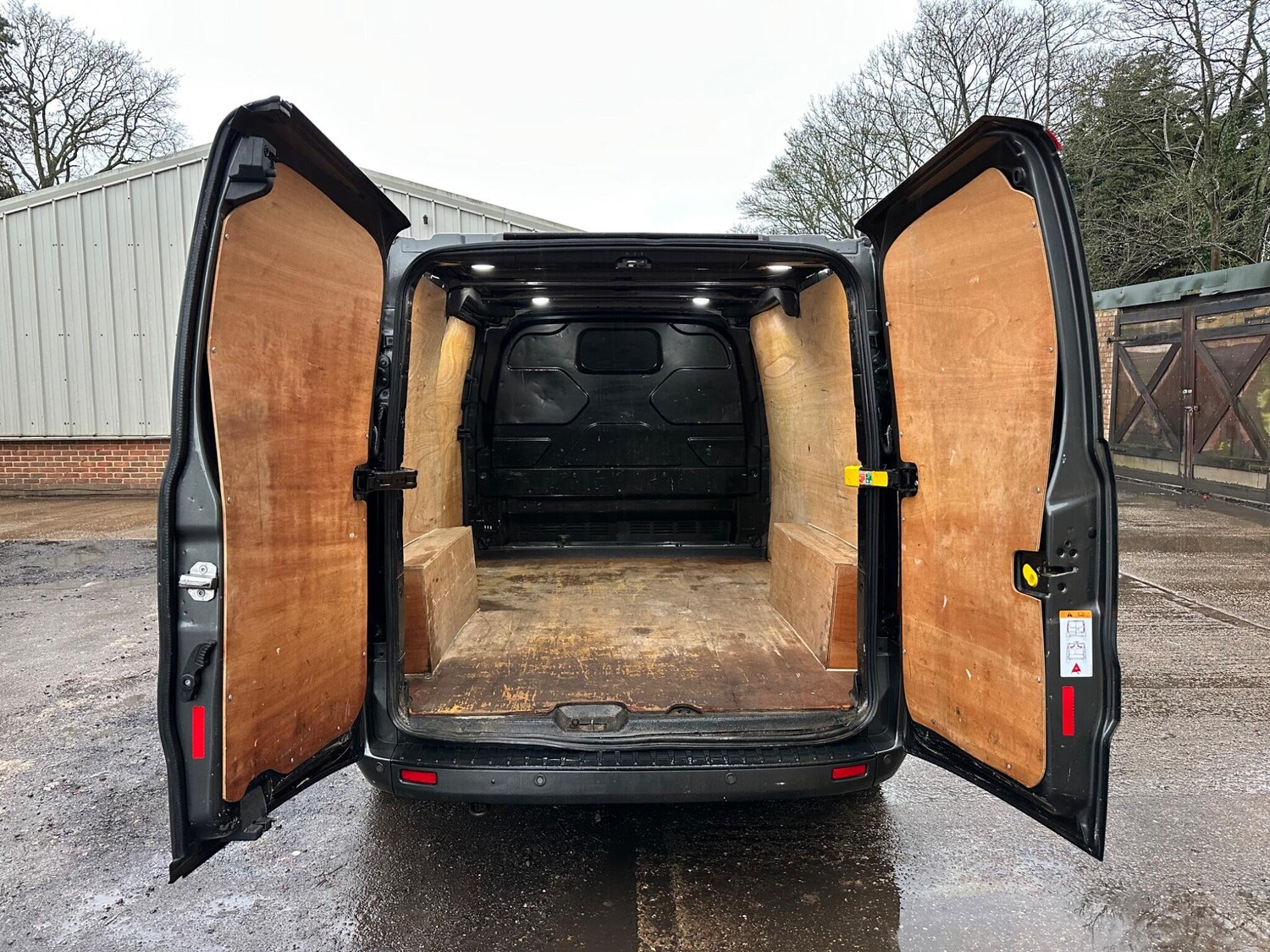 Used Ford Transit Custom 2019 for sale - 77783063: Photo 26