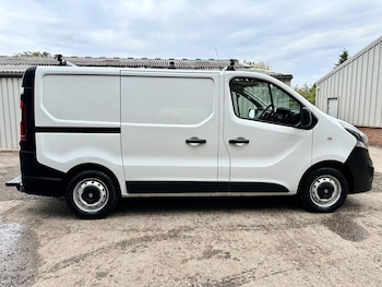 Used Vauxhall Vivaro 2018 for sale - 76122485: Photo