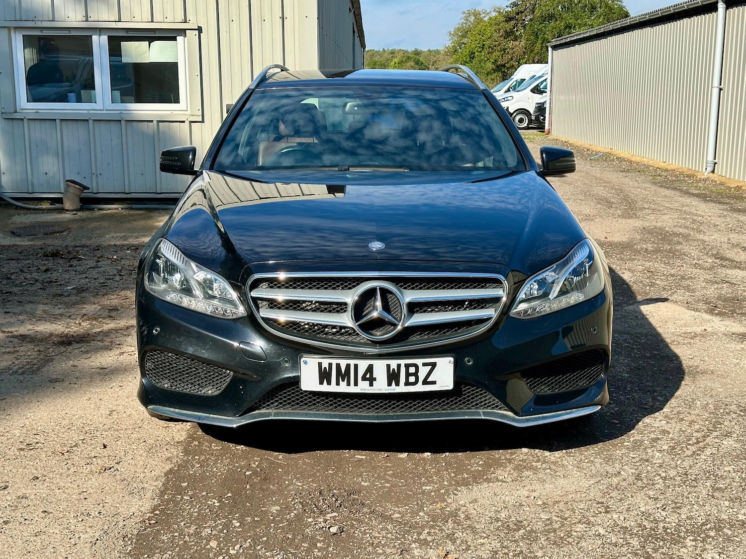 Used Mercedes-Benz E Class 2014 for sale - 76537922: Photo 11