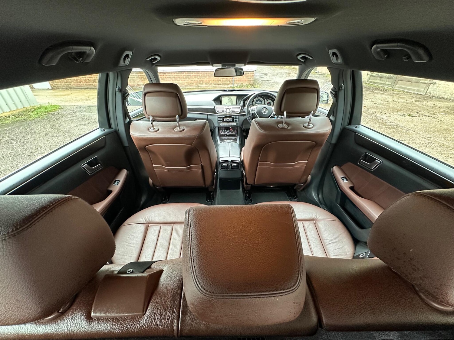 Used Mercedes-Benz E Class 2014 for sale - 76537922: Photo 30