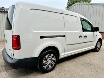 Used Volkswagen Caddy Maxi 2018 for sale - 78752133: Photo
