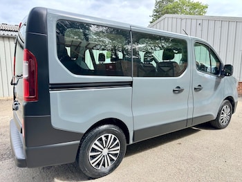 Used Renault Trafic 2023 for sale - 79540538: Photo
