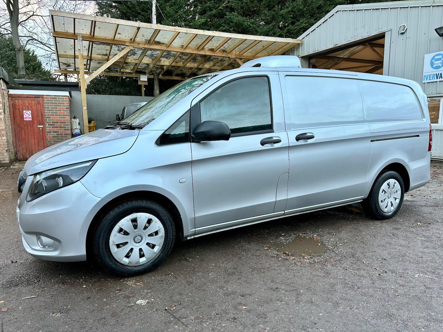 Used Mercedes-Benz Vito 2018 for sale - 76859328: Photo 10