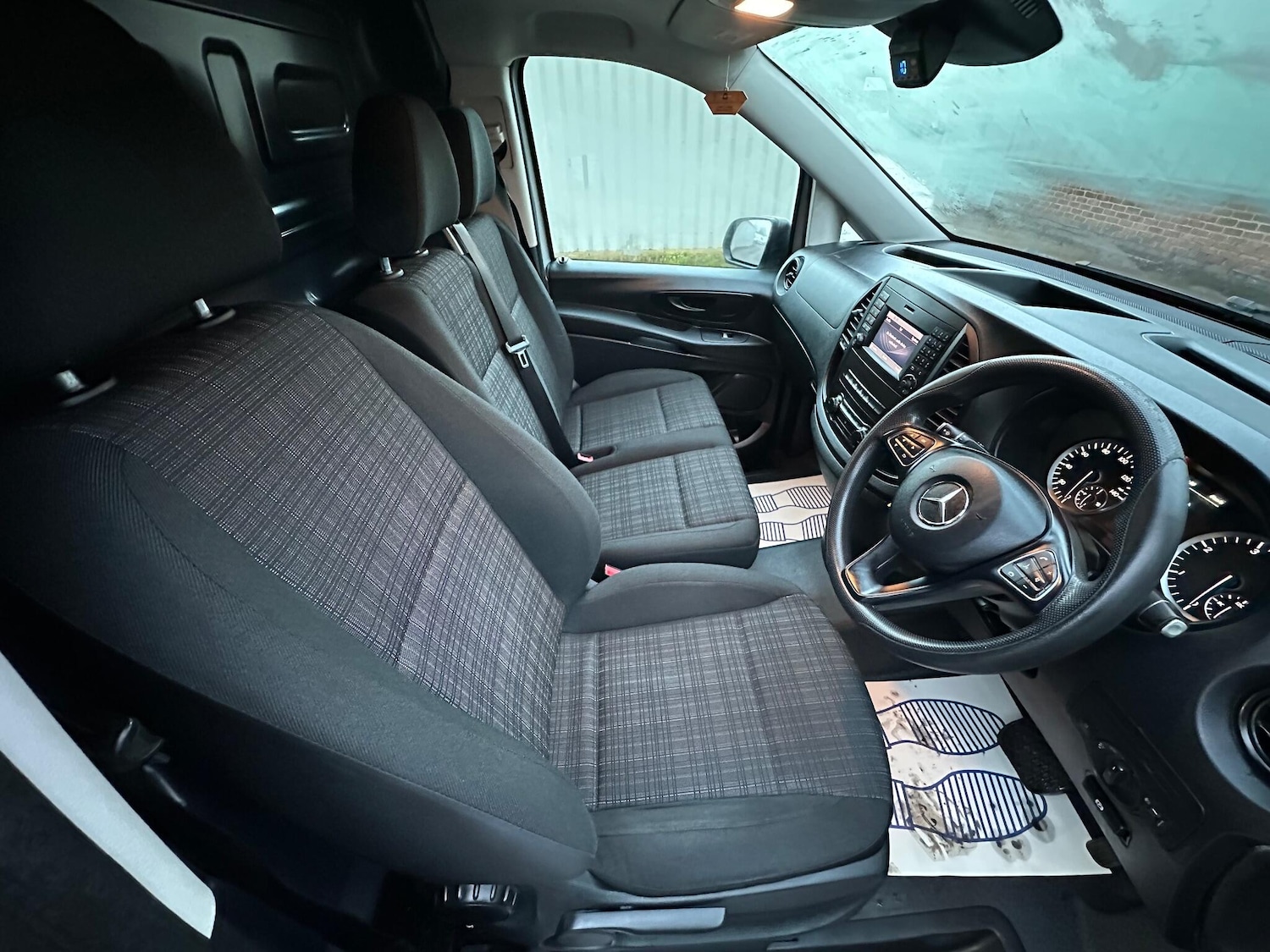 Used Mercedes-Benz Vito 2018 for sale - 76859328: Photo 13