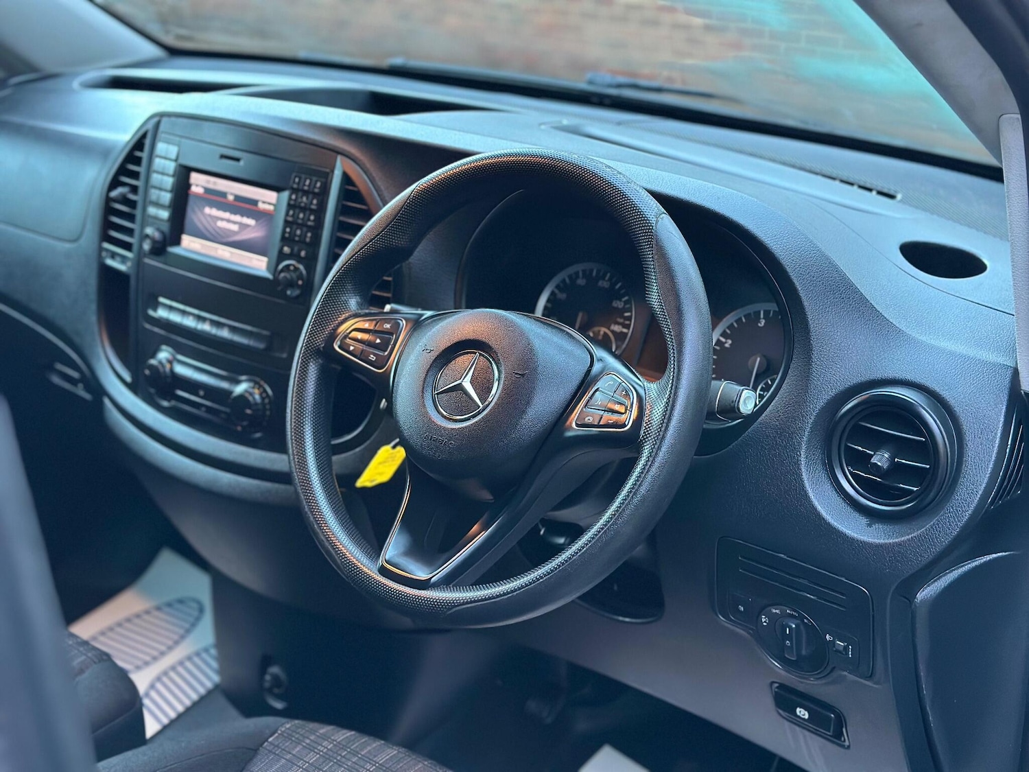 Used Mercedes-Benz Vito 2018 for sale - 76859328: Photo 17