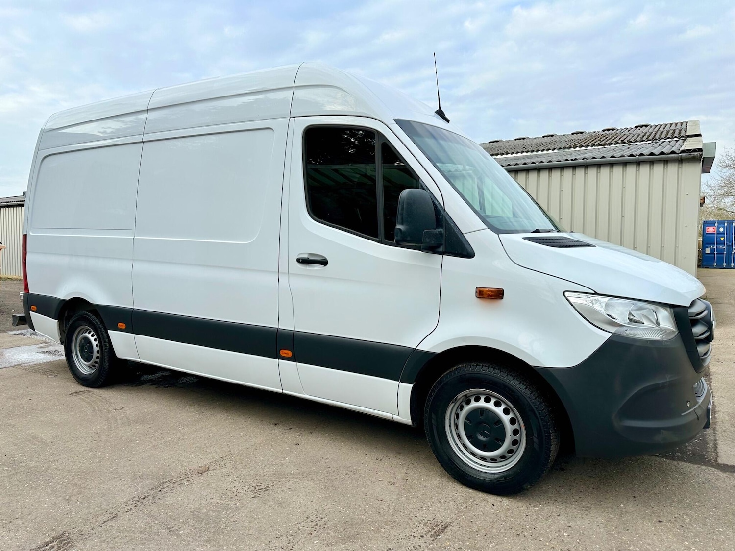 Used Mercedes-Benz Sprinter 2021 for sale - 77738449: Photo 2