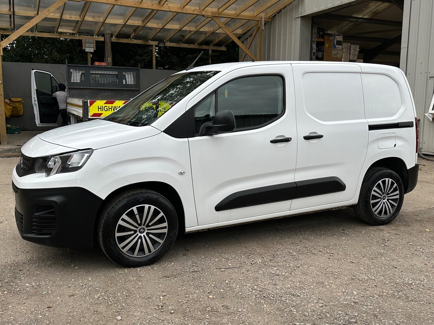 Vehicle 29